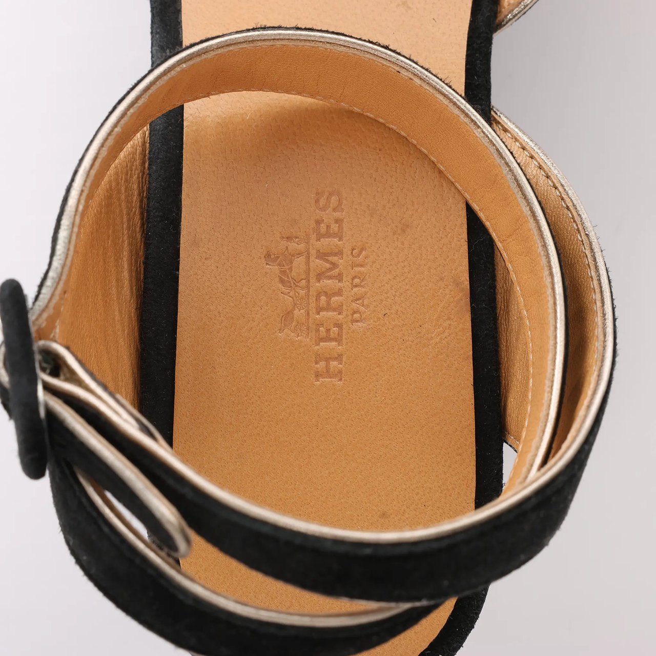 Hermès HERMES Leather & Suede Wedge Sole Sandals in Black, Size 37 EU Zwart