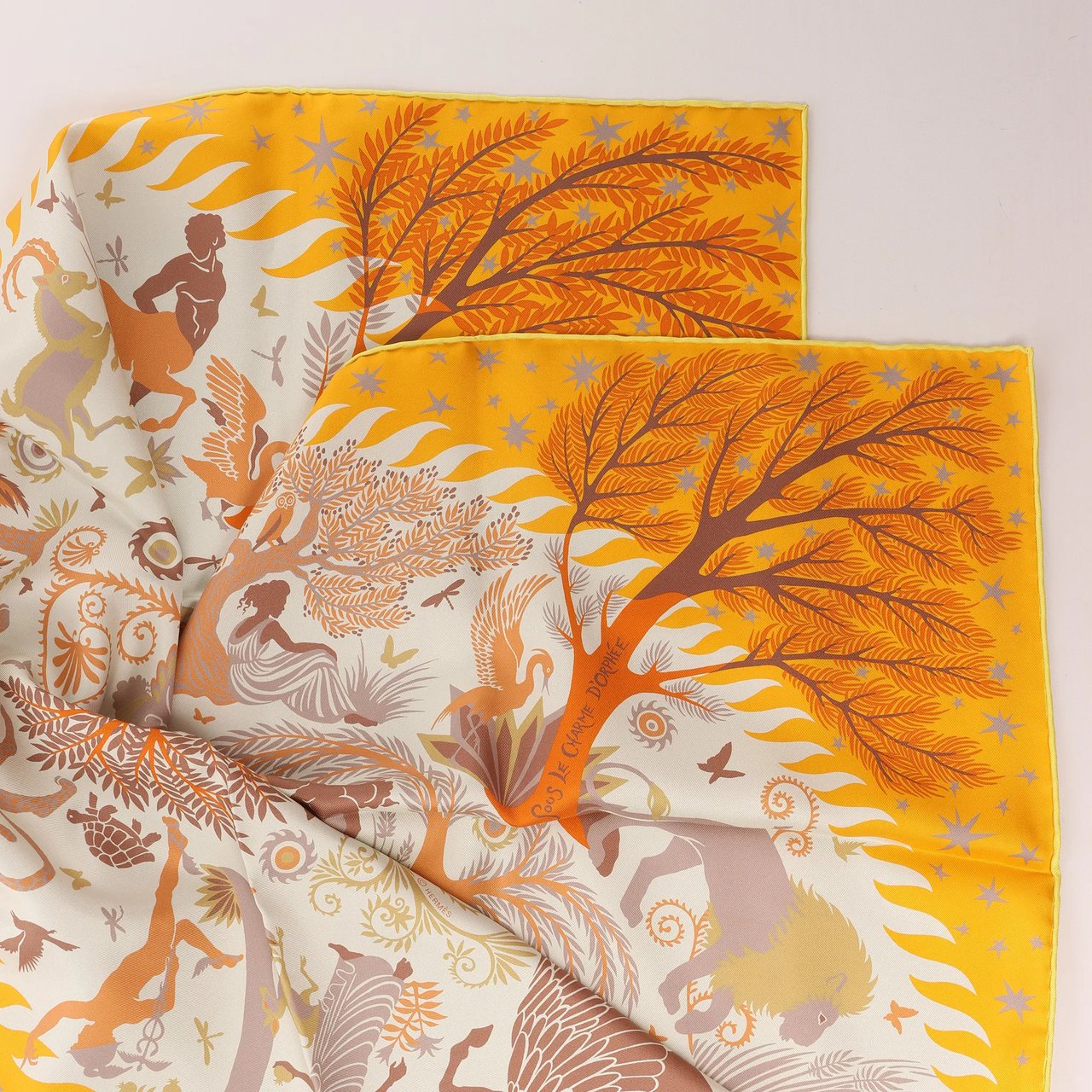 Hermès Hermès Carré 90 Double Face "le Charme d'Orphee Lured" Silk handkerchief in Yellow Geel