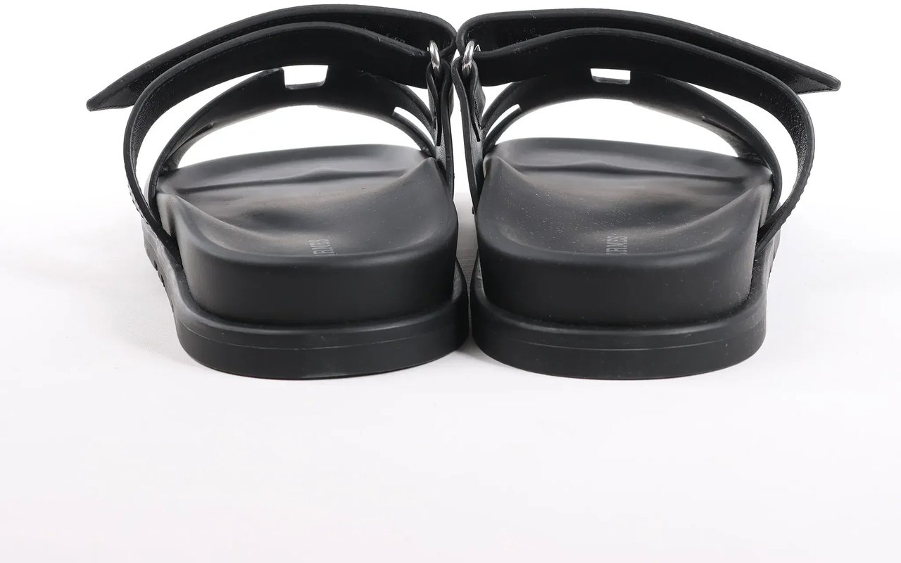 Hermès HERMES Cypre Leather Sandals in Black, Size 38.5 EU Zwart