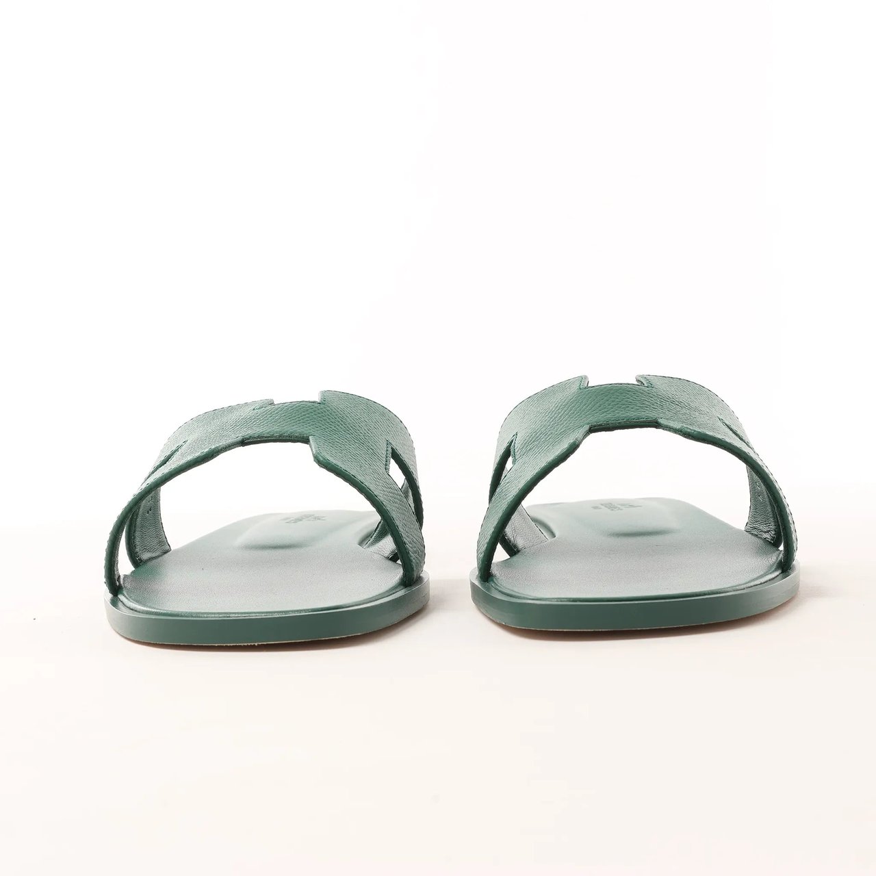 Hermès HERMES Oran Epsom Leather Sandals in Vert Cactus Green, Size 39 EU Groen