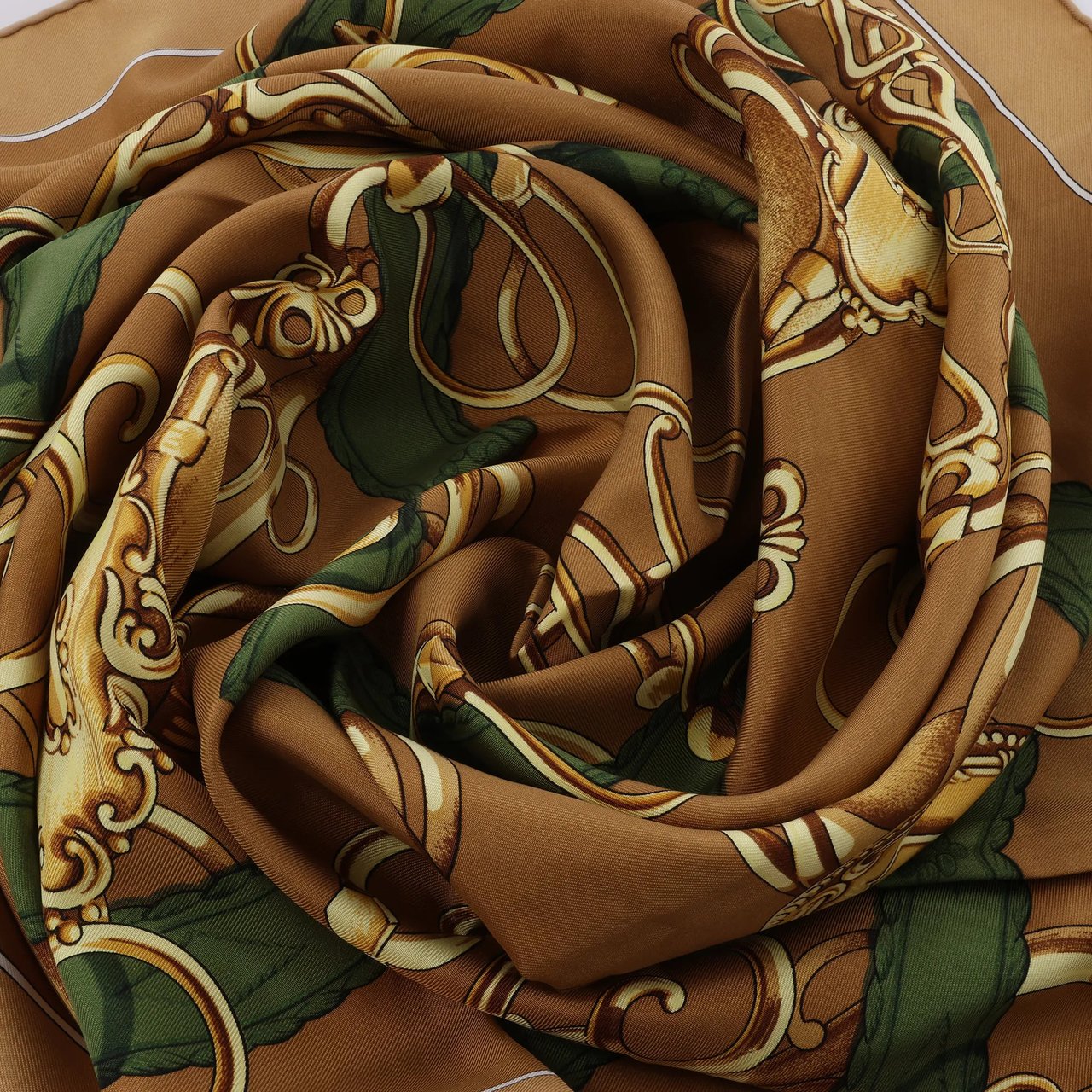 Hermès Hermès Carré 90 "Profilé" Silk handkerchief in Brown Bruin