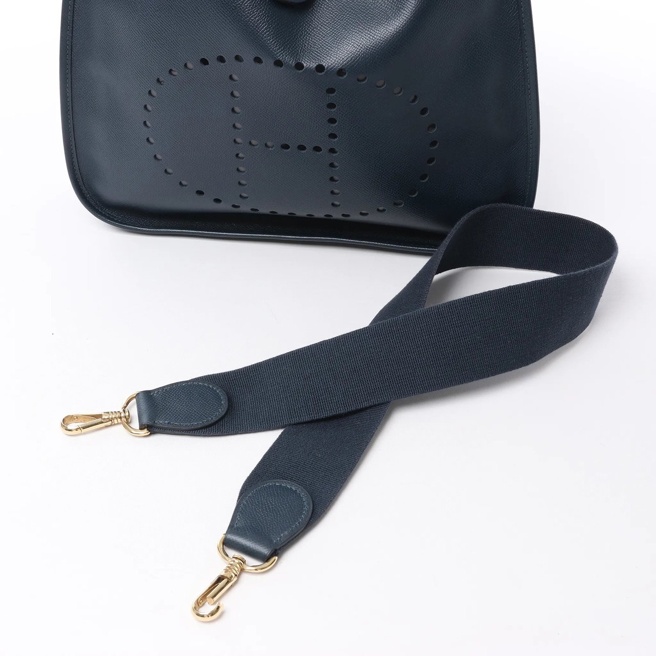 Hermès Hermes Evelyn 1 33 GM Cushbell Leather in Vert Navy Blue □A: 1997 Navy