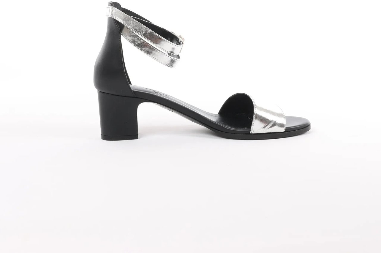 Hermès HERMES Manege Kelly Leather Sandals in Black x Silver, Size 37 EU Divers