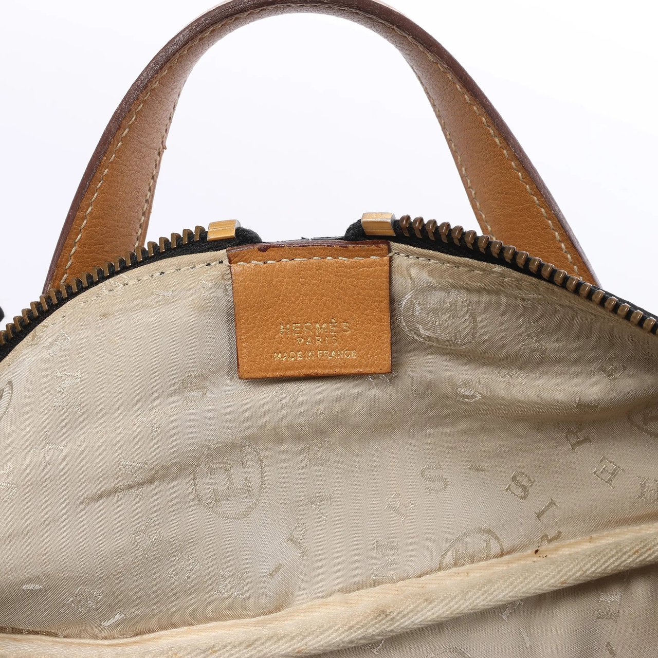Hermès HERMES Victoria 43 Ardennes Handbag in Black ○G:1977 Zwart