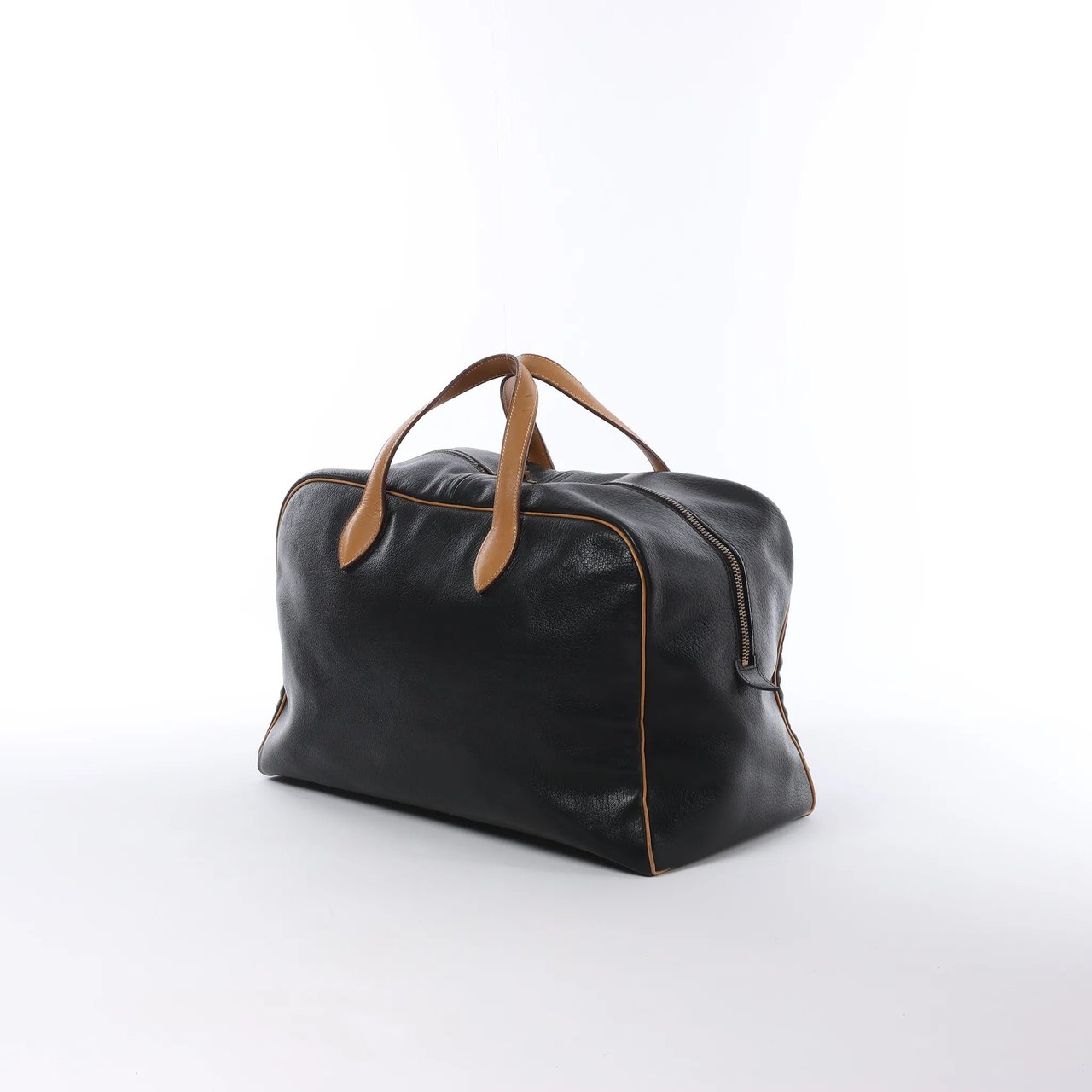 Hermès HERMES Victoria 43 Ardennes Handbag in Black ○G:1977 Zwart