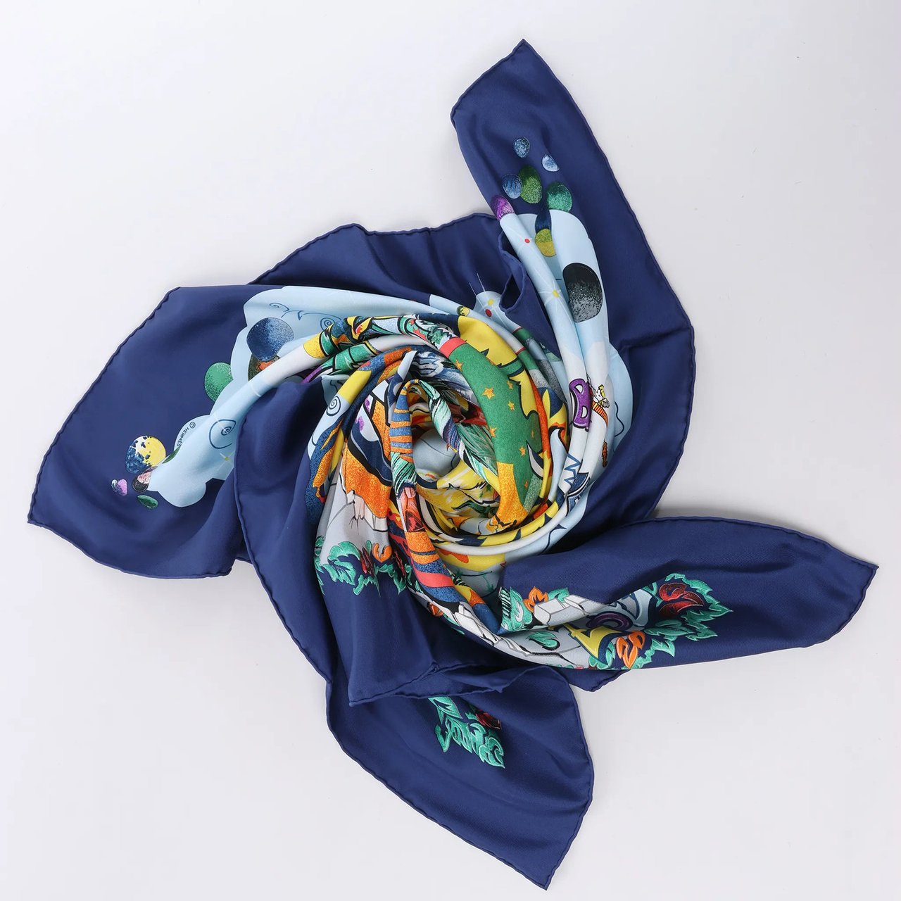 Hermès Hermès Carré 90 "THE ALFEE AUBE" Silk handkerchief in Navy Blue Navy