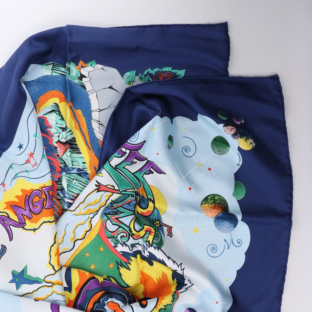 Hermès Hermès Carré 90 "THE ALFEE AUBE" Silk handkerchief in Navy Blue Navy