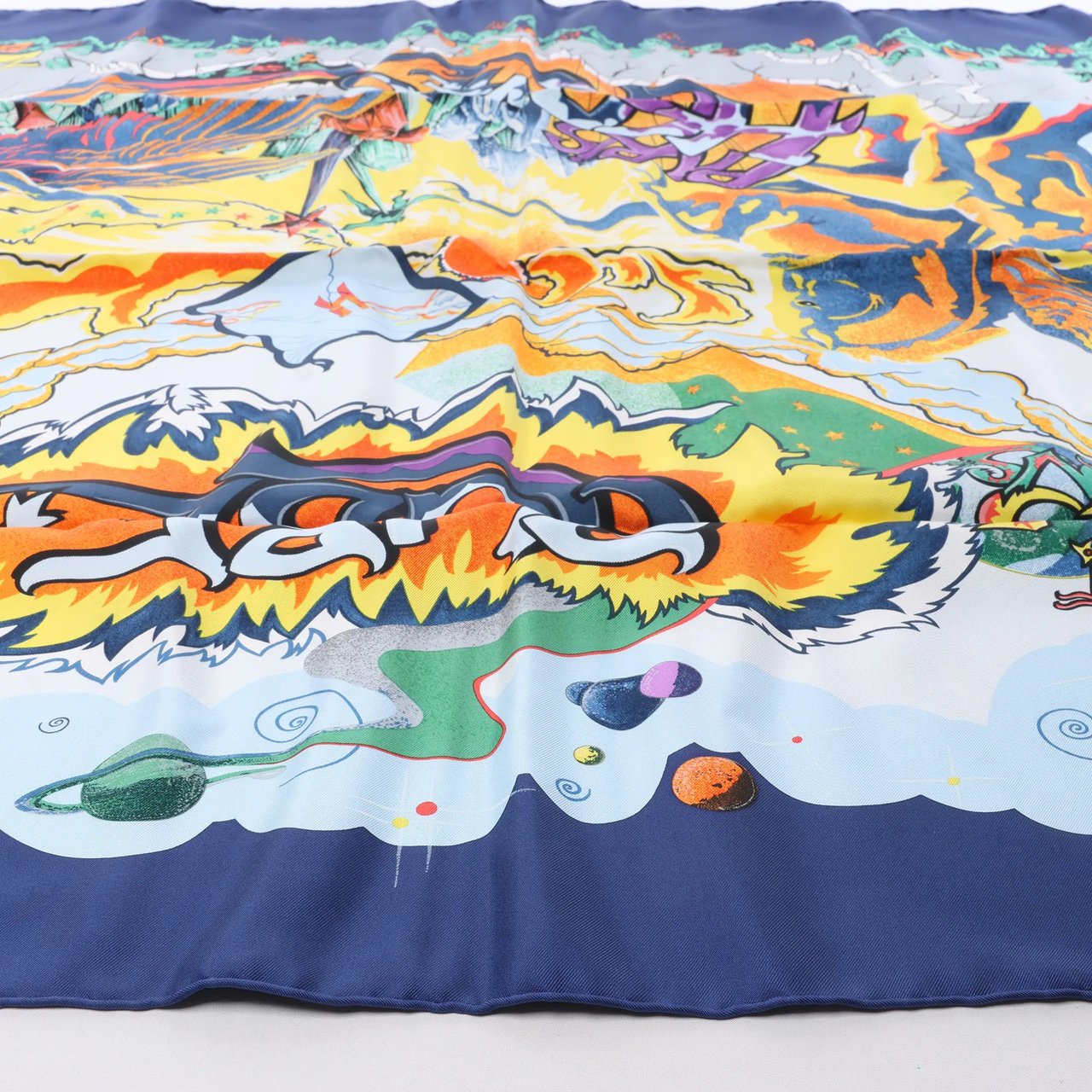 Hermès Hermès Carré 90 "THE ALFEE AUBE" Silk handkerchief in Navy Blue Navy