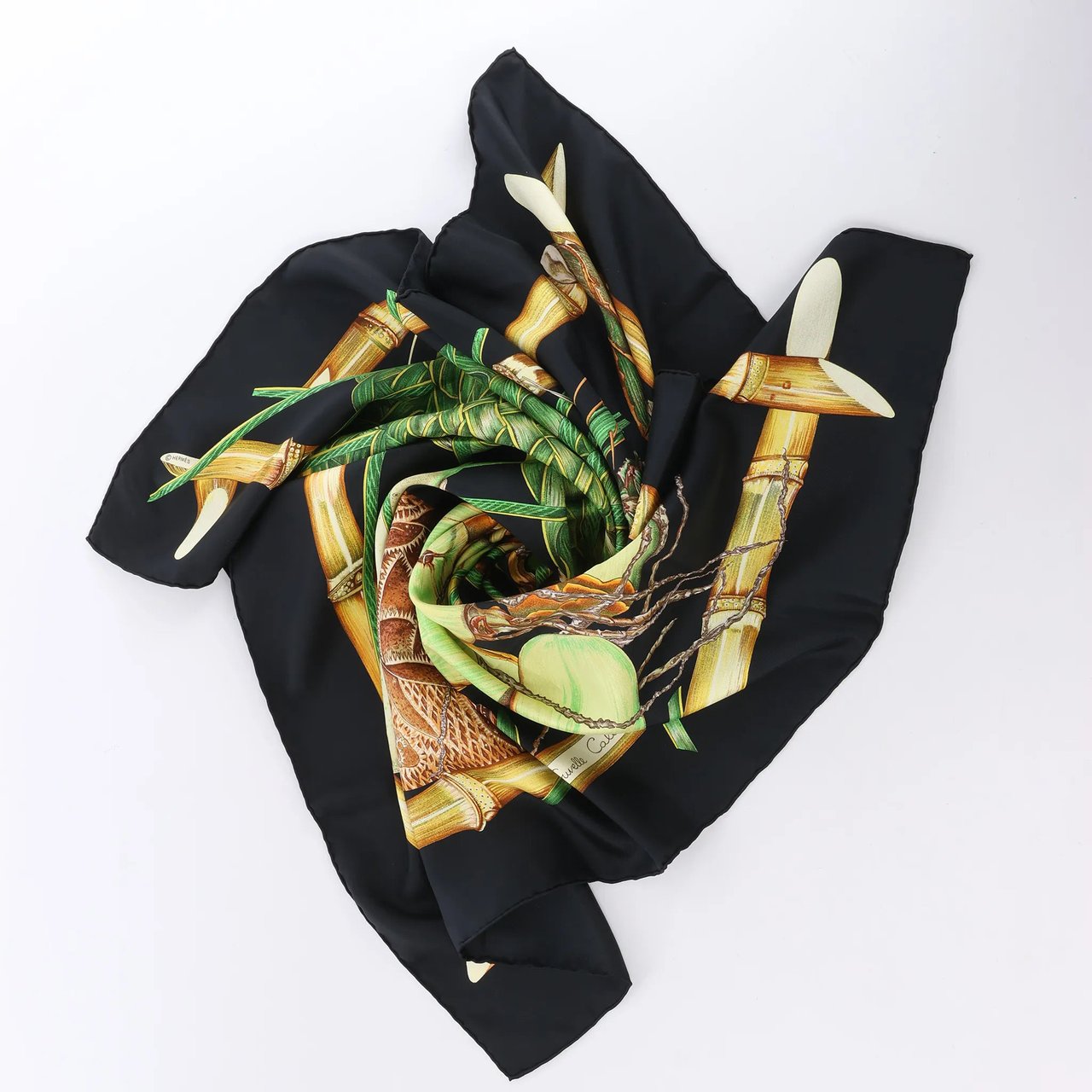 Hermès Hermès Carré 90 "Nouvelle Coledonie" Silk handkerchief in Black x Green Divers