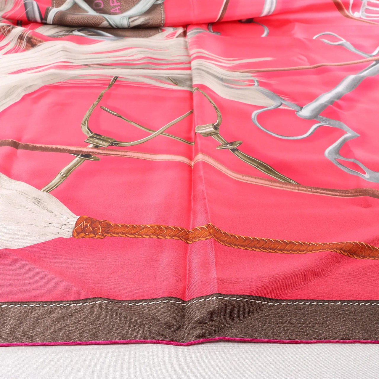 Hermès Hermès Carré 140 "Projets Carres au Crayon" Silk handkerchief in Pink Divers