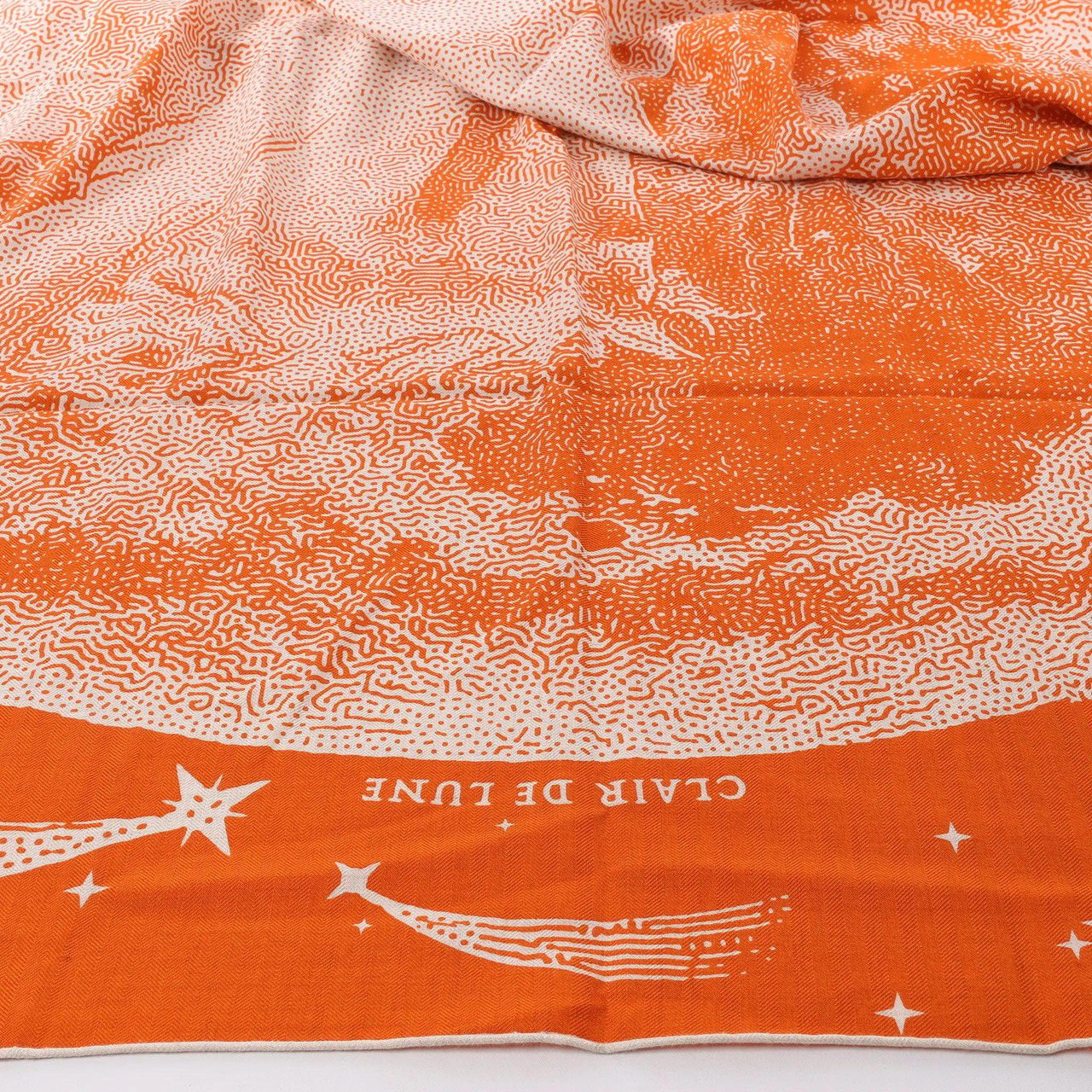 Hermès Hermès Carré 140 "CLAIR DE LUNE" Cashmere x Silk handkerchief in Orange Oranje