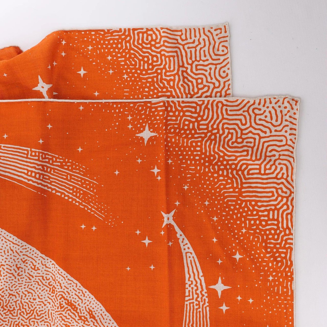 Hermès Hermès Carré 140 "CLAIR DE LUNE" Cashmere x Silk handkerchief in Orange Oranje