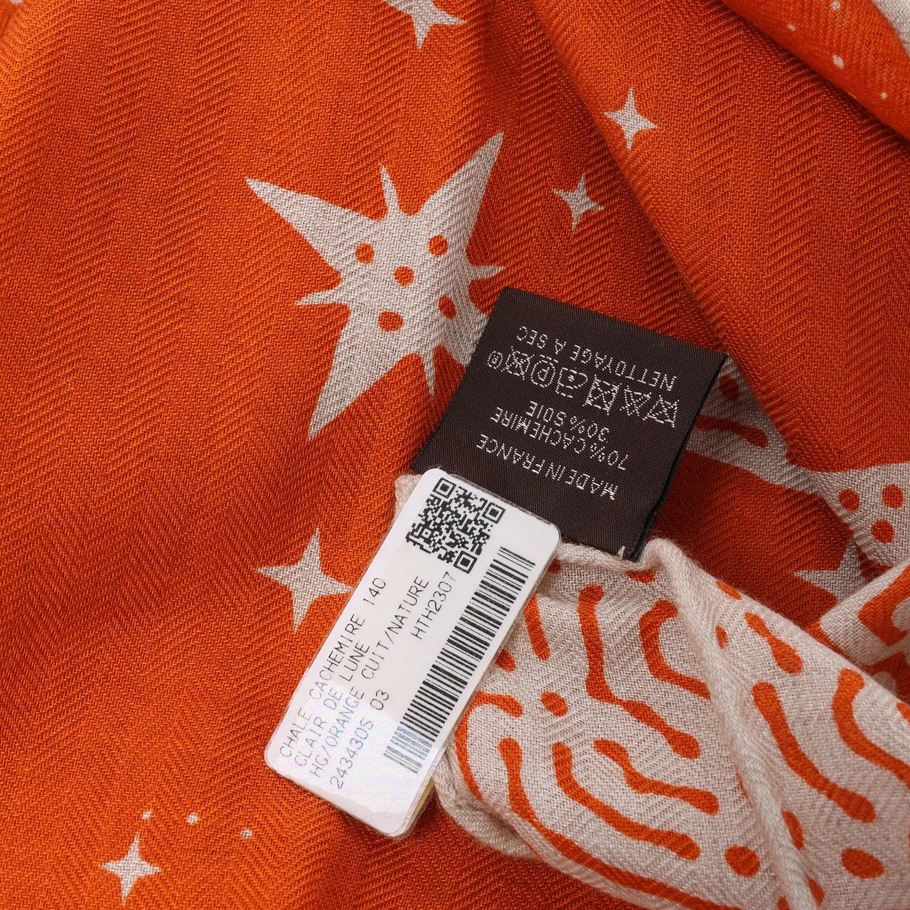 Hermès Hermès Carré 140 "CLAIR DE LUNE" Cashmere x Silk handkerchief in Orange Oranje