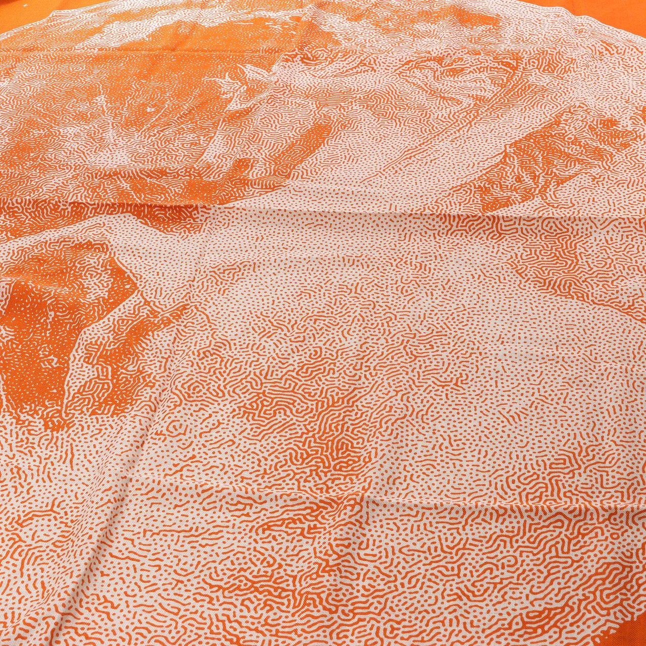 Hermès Hermès Carré 140 "CLAIR DE LUNE" Cashmere x Silk handkerchief in Orange Oranje