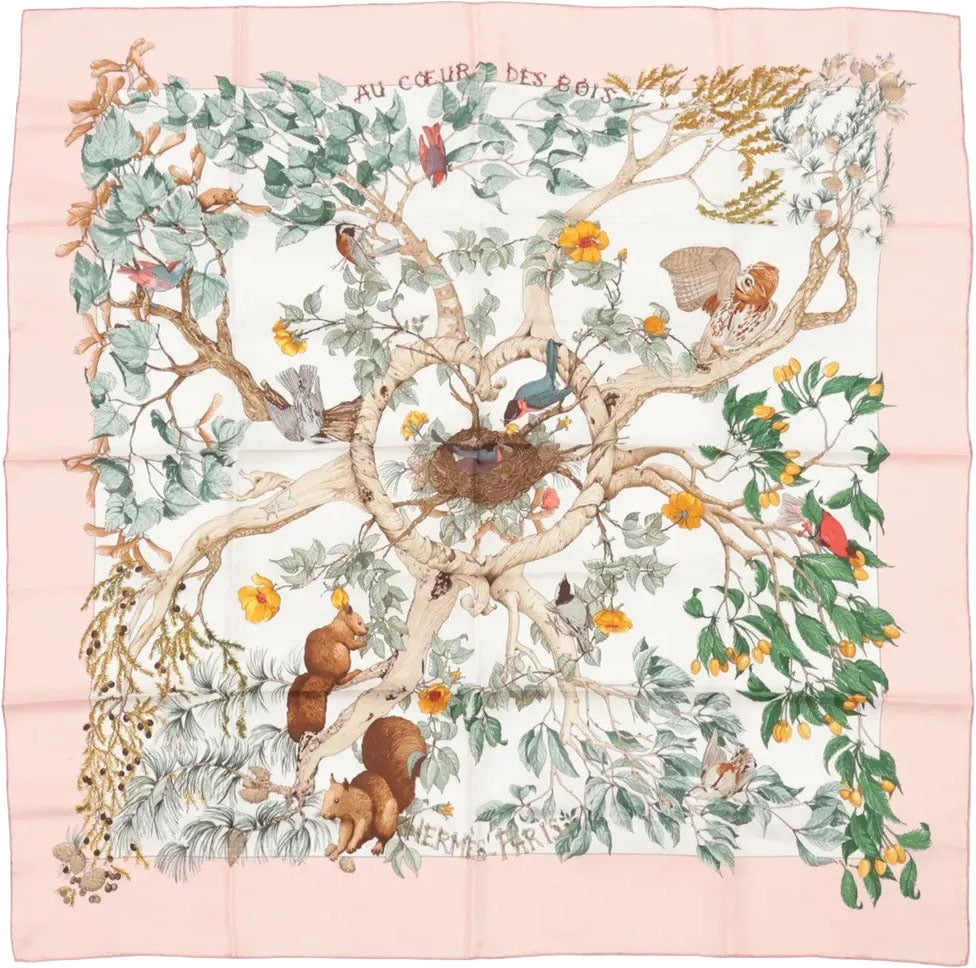 Hermès Carré 90 "AU COEUR DES BOIS" Silk handkerchief in Pink Roze