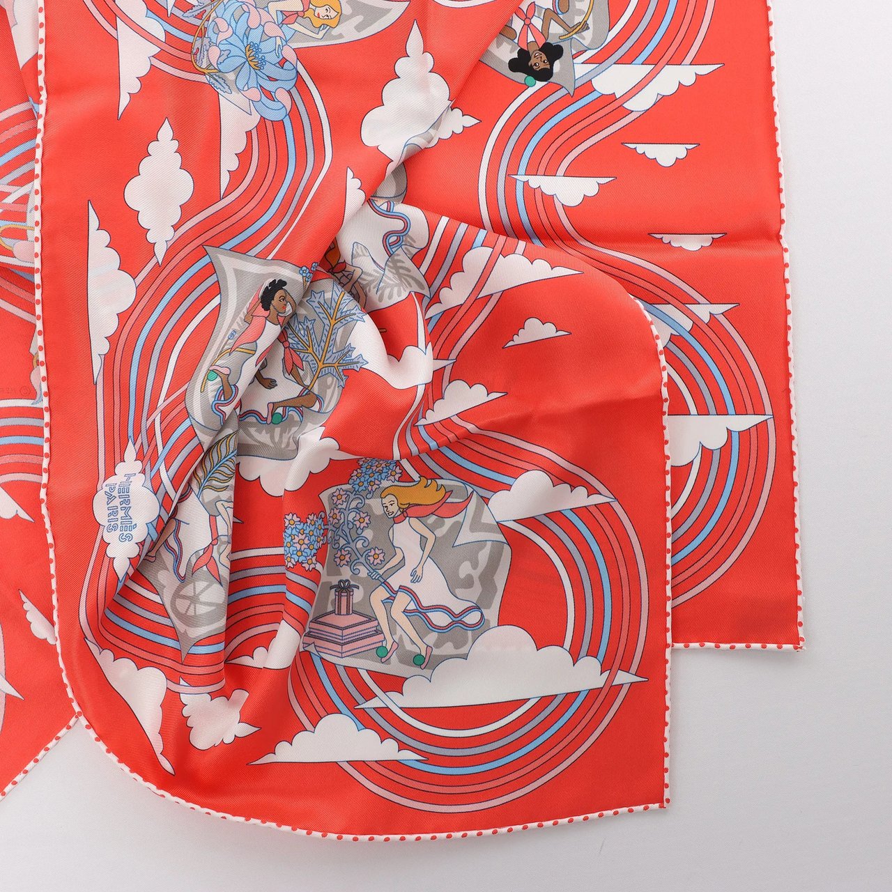 Hermès Carré 70 "CARRES VOLANTS" Silk handkerchief in Red Divers