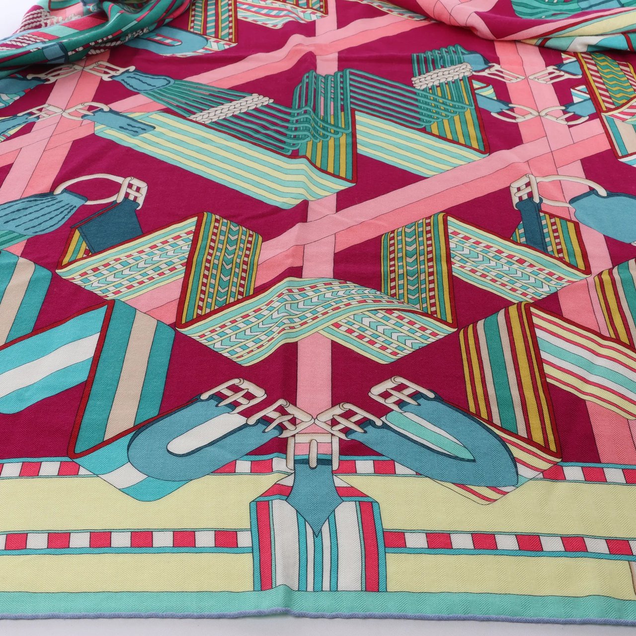 Hermès Carré Geant "SANGLES EN ZIGZAG" Cashmere and Silk Scarf in Green x Purple Divers