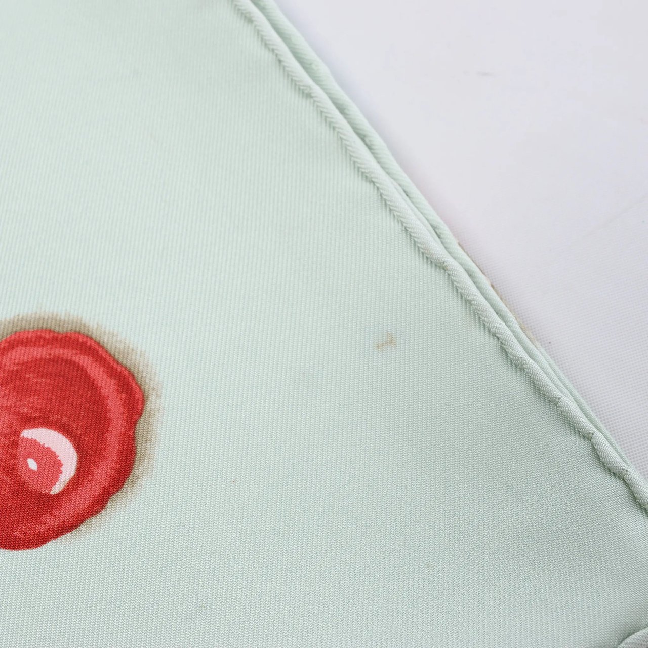Hermès Carré 90 "LA ROSEE" Silk handkerchief in Blue Blauw