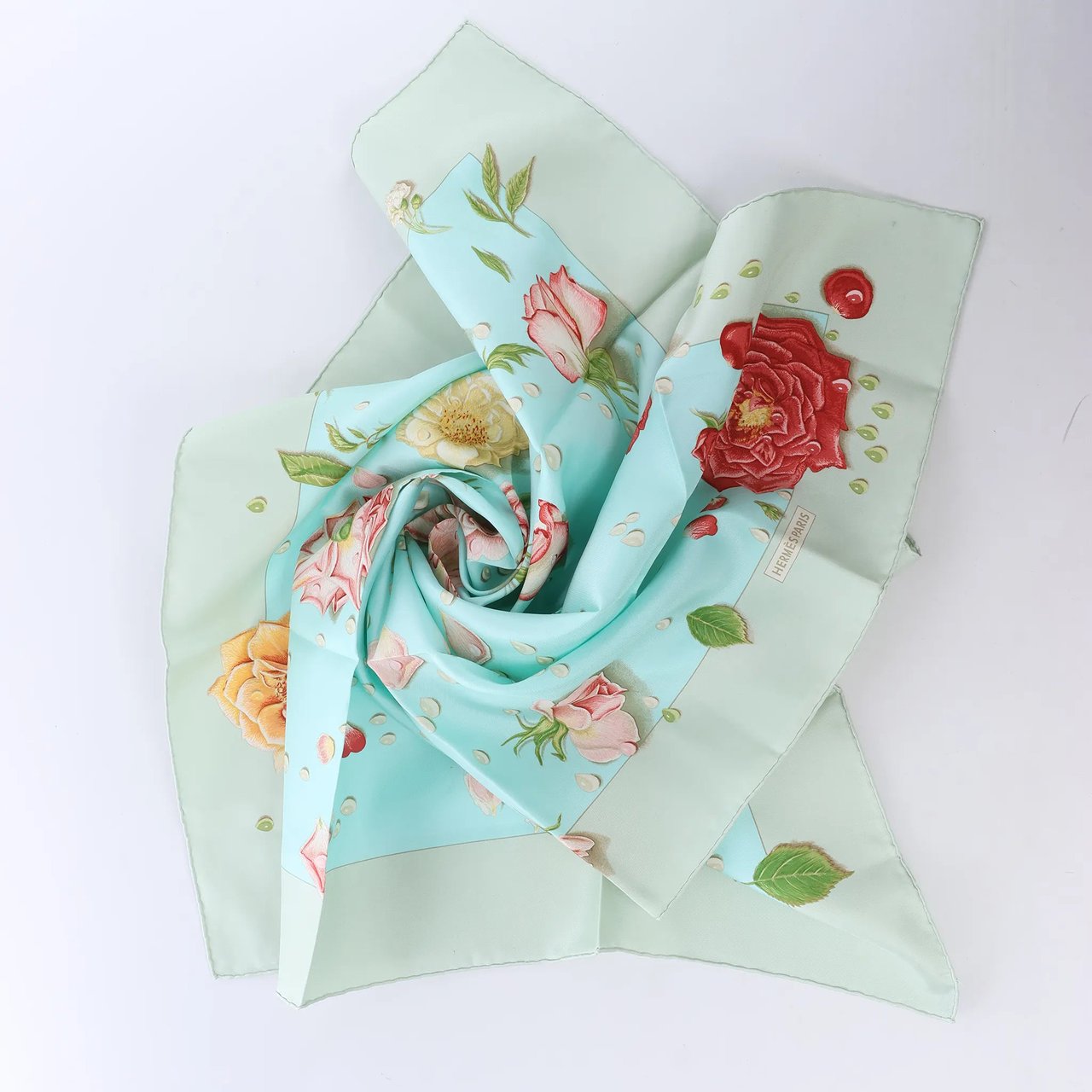 Hermès Carré 90 "LA ROSEE" Silk handkerchief in Blue Blauw