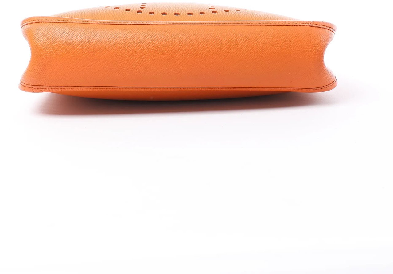Hermès Hermes Evelyn 1 29 PM Epsom Leather Shoulder Bag in Orange □N:2010 Oranje