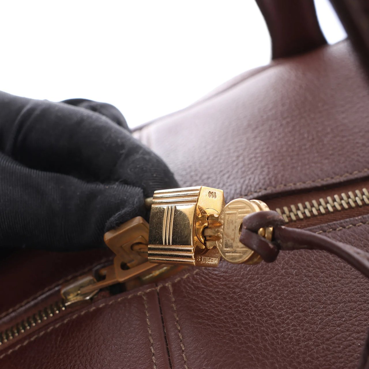 Hermès HERMES Victoria 50 Taurillon Clemence Handbag in Brown □C: 1999 Bruin