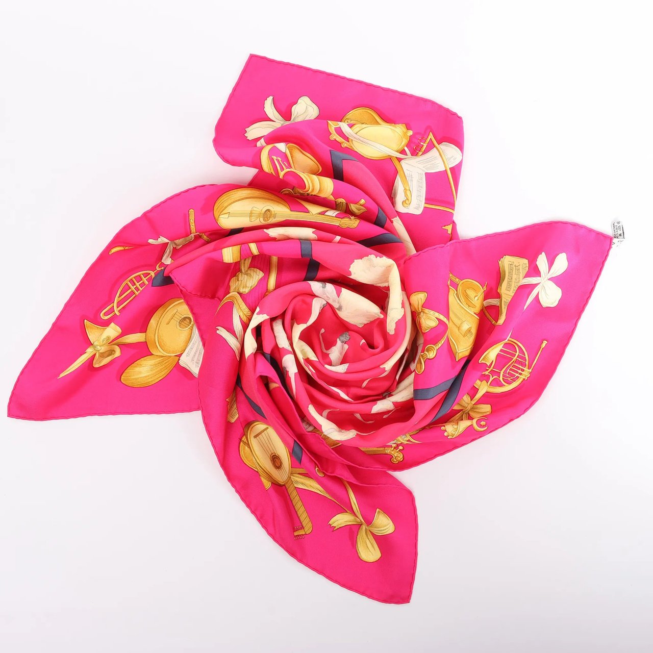 Hermès Carré 90 "La Dance ballet" Silk handkerchief in Pink Roze