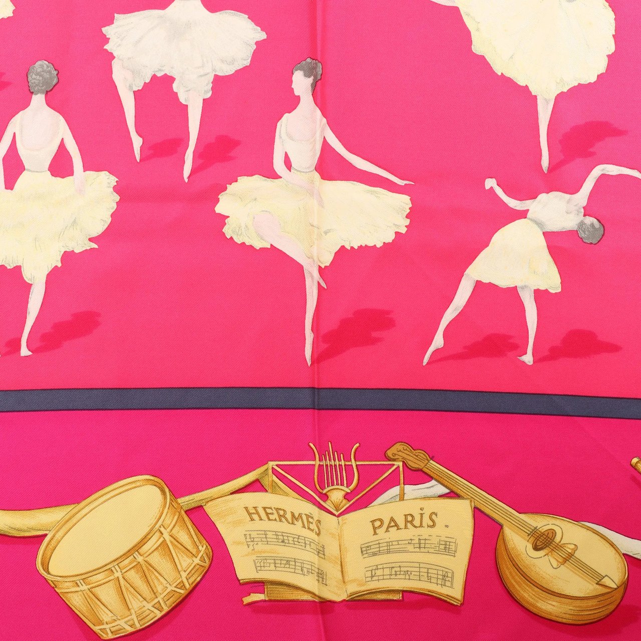 Hermès Carré 90 "La Dance ballet" Silk handkerchief in Pink Roze