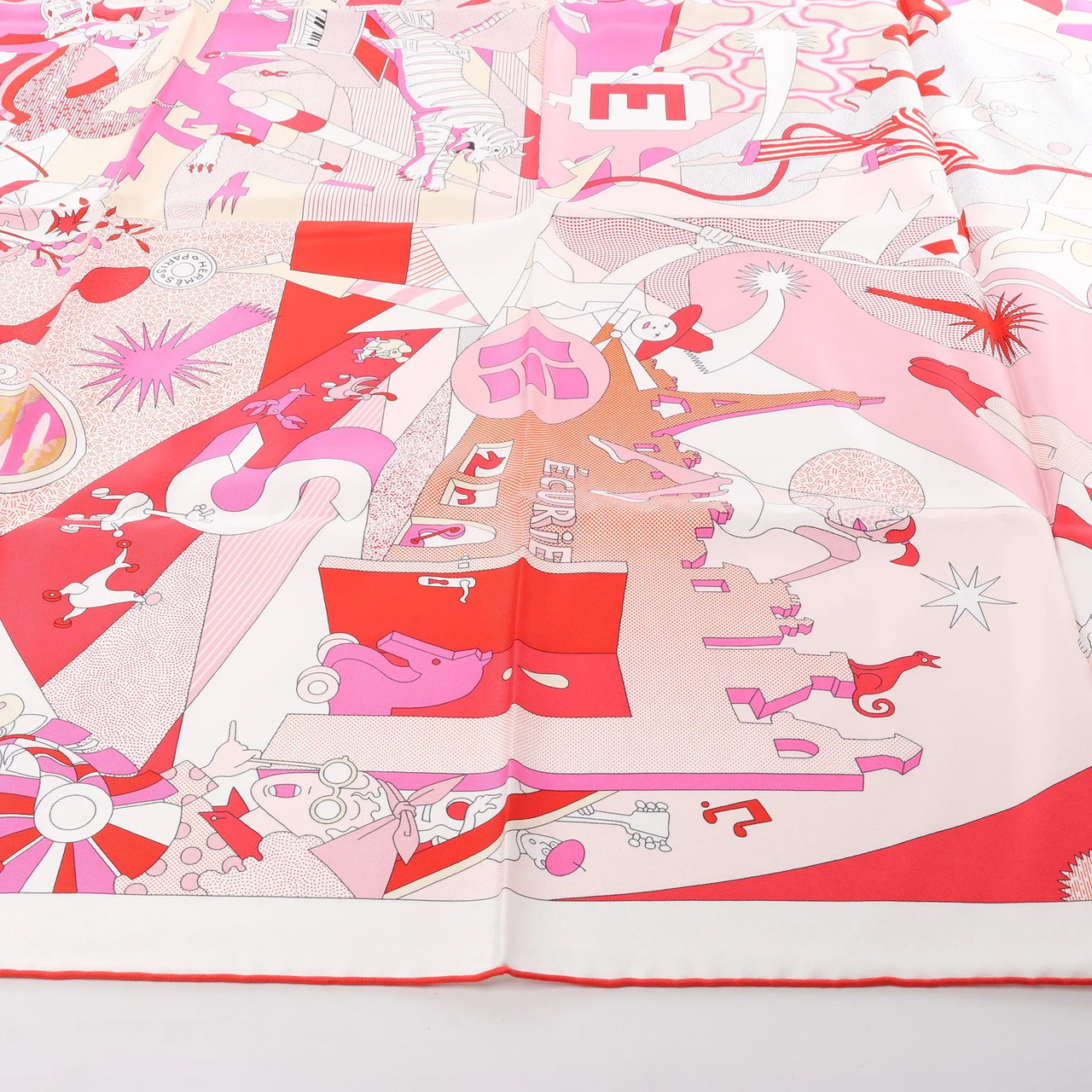 Hermès Carré 90 "CA DECOIFFE" Silk handkerchief in Pink Divers