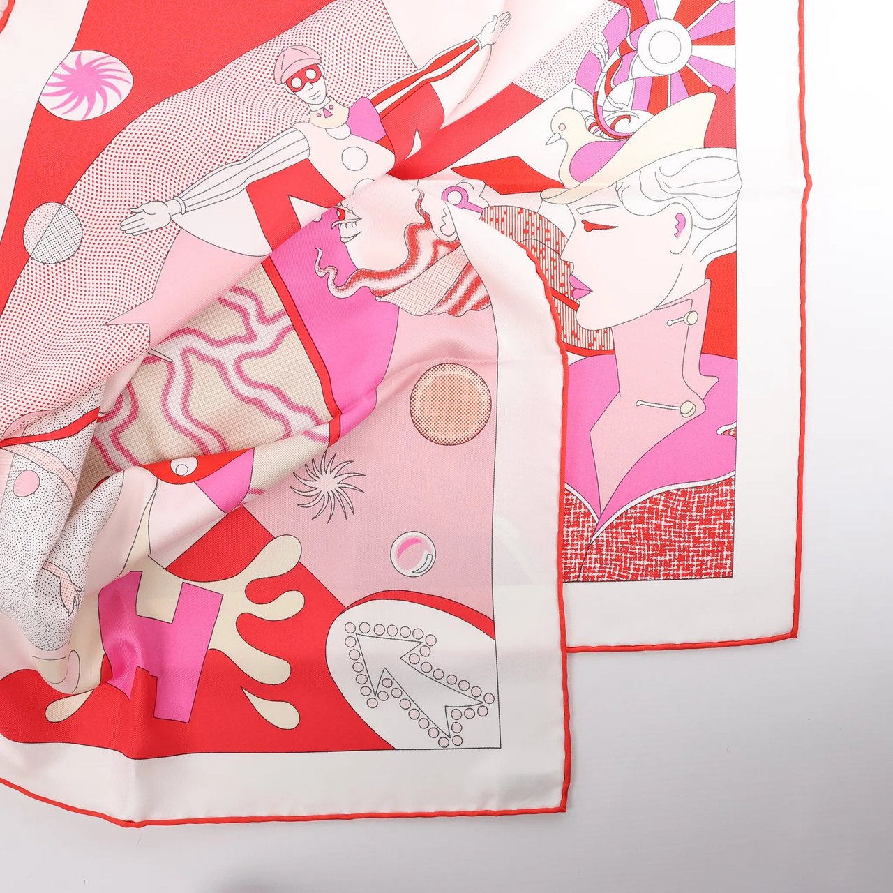 Hermès Carré 90 "CA DECOIFFE" Silk handkerchief in Pink Divers