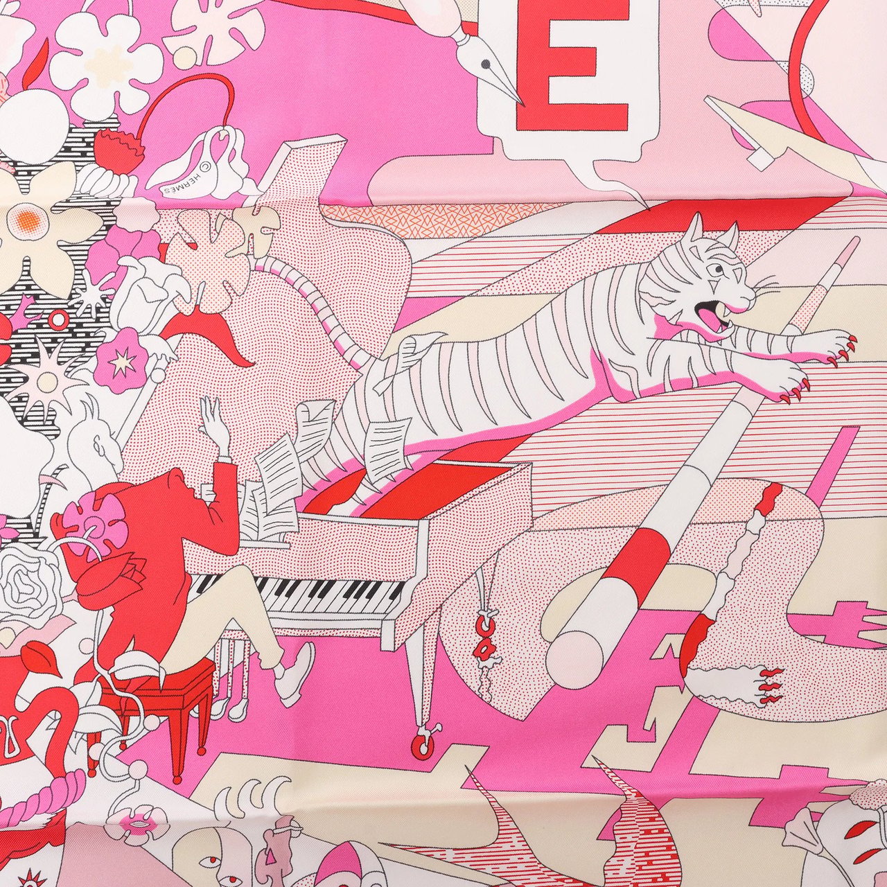 Hermès Carré 90 "CA DECOIFFE" Silk handkerchief in Pink Divers
