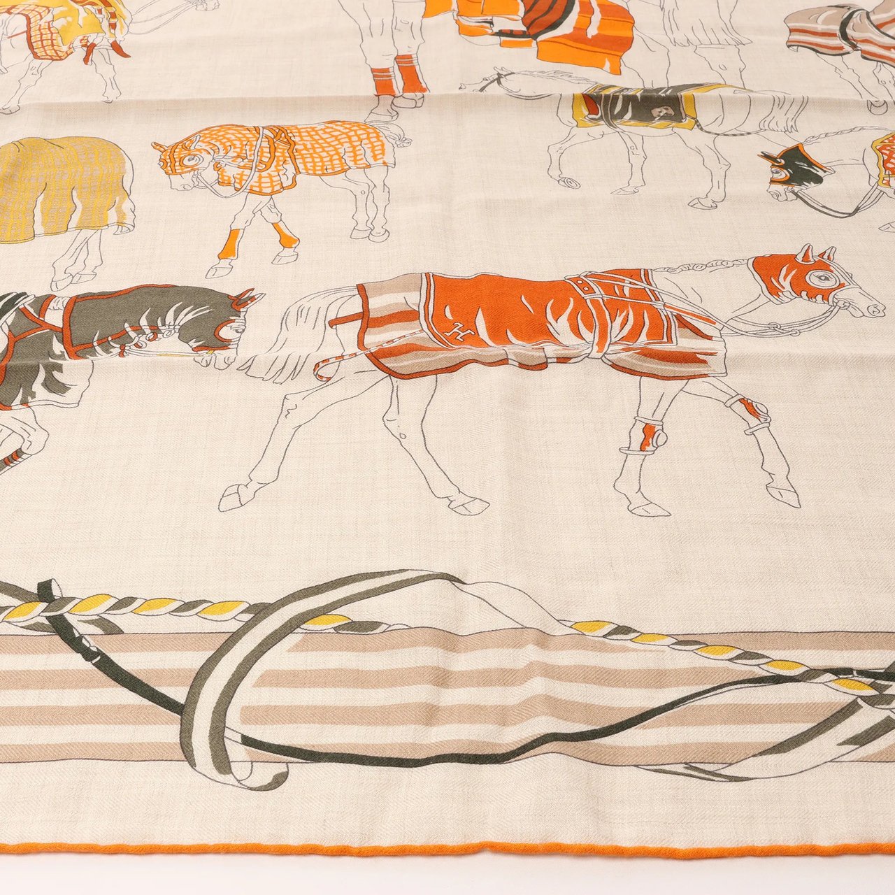Hermès Carré 100 "RONDS DE MARCHE" Cashmere x Silk handkerchief in Beige Beige