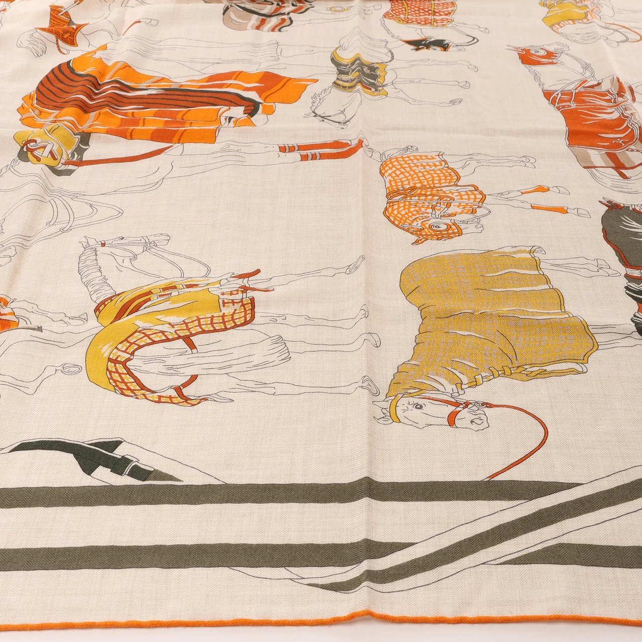 Hermès Carré 100 "RONDS DE MARCHE" Cashmere x Silk handkerchief in Beige Beige