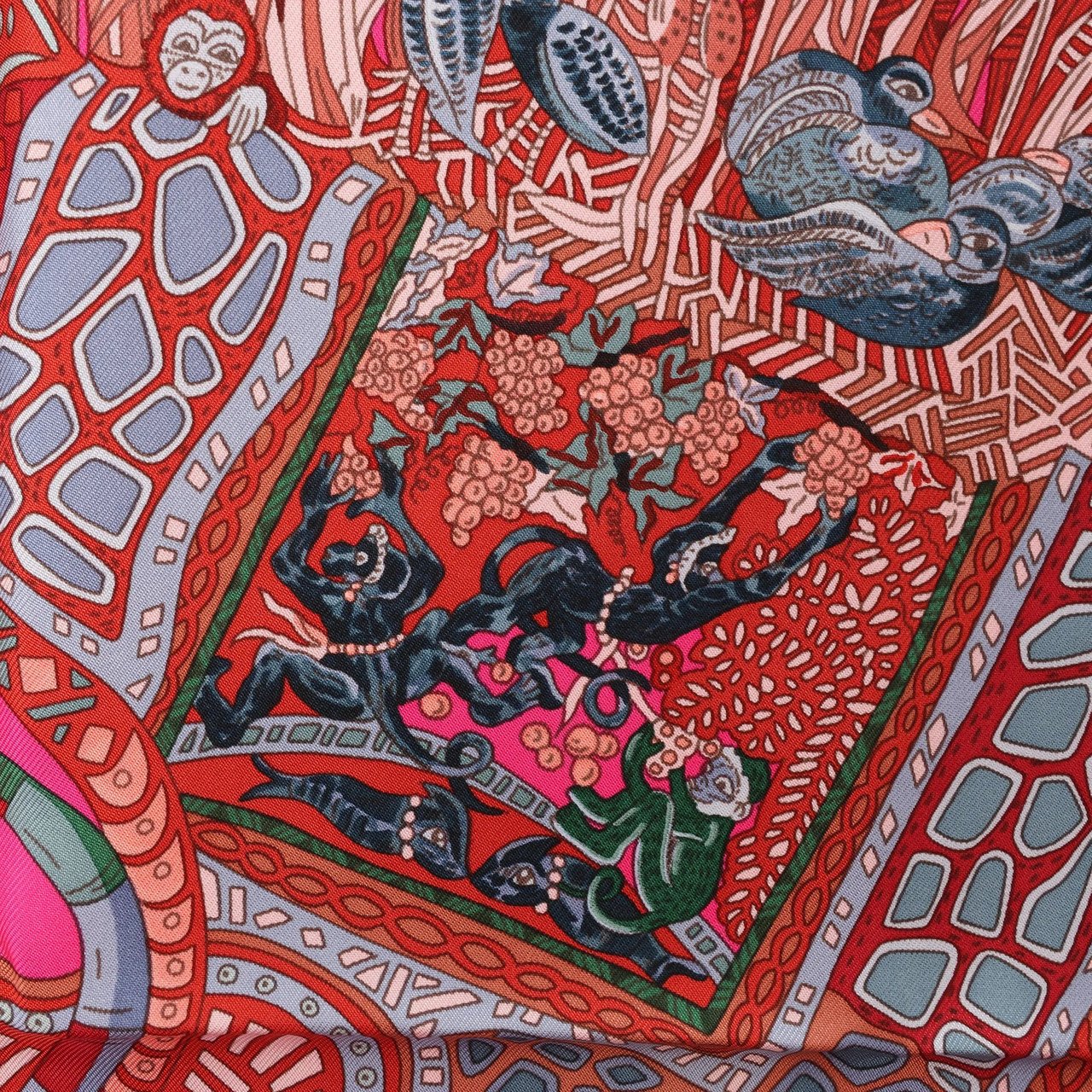 Hermès Carré 90 " AU FIL DU CARRE" Silk handkerchief in Pink Roze