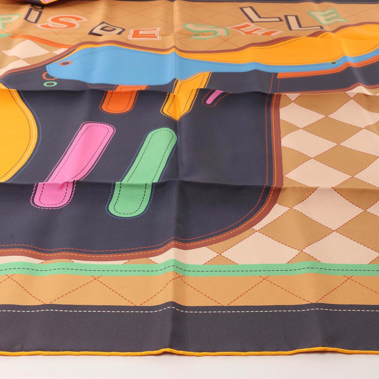 Hermès Carré 90 Double Face "Tapis de Selle" Silk handkerchief in Orange Oranje