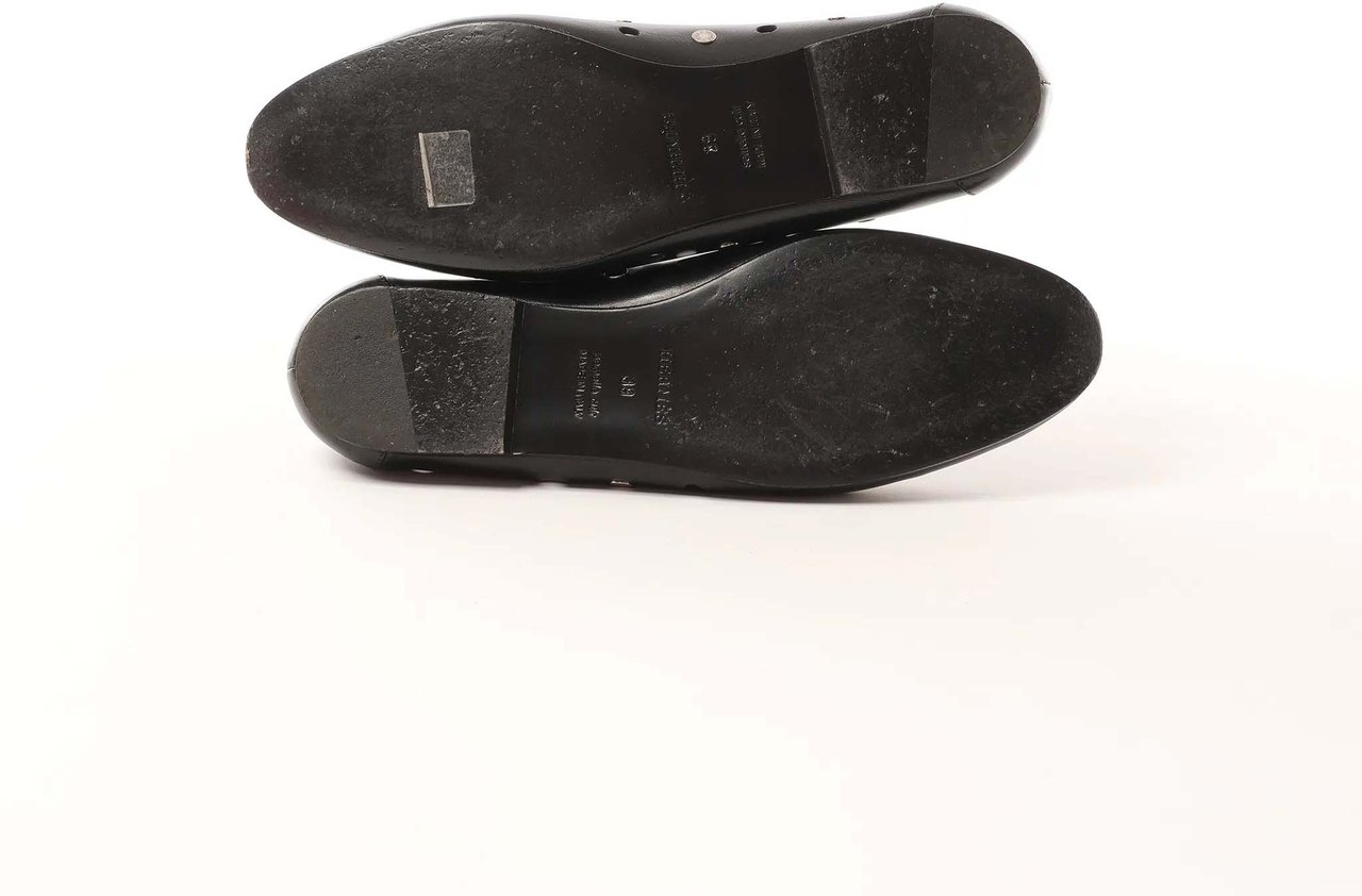 Hermès Serie Button Punching Sack Leather Ballet Flats un Black, Size 39 EU Zwart