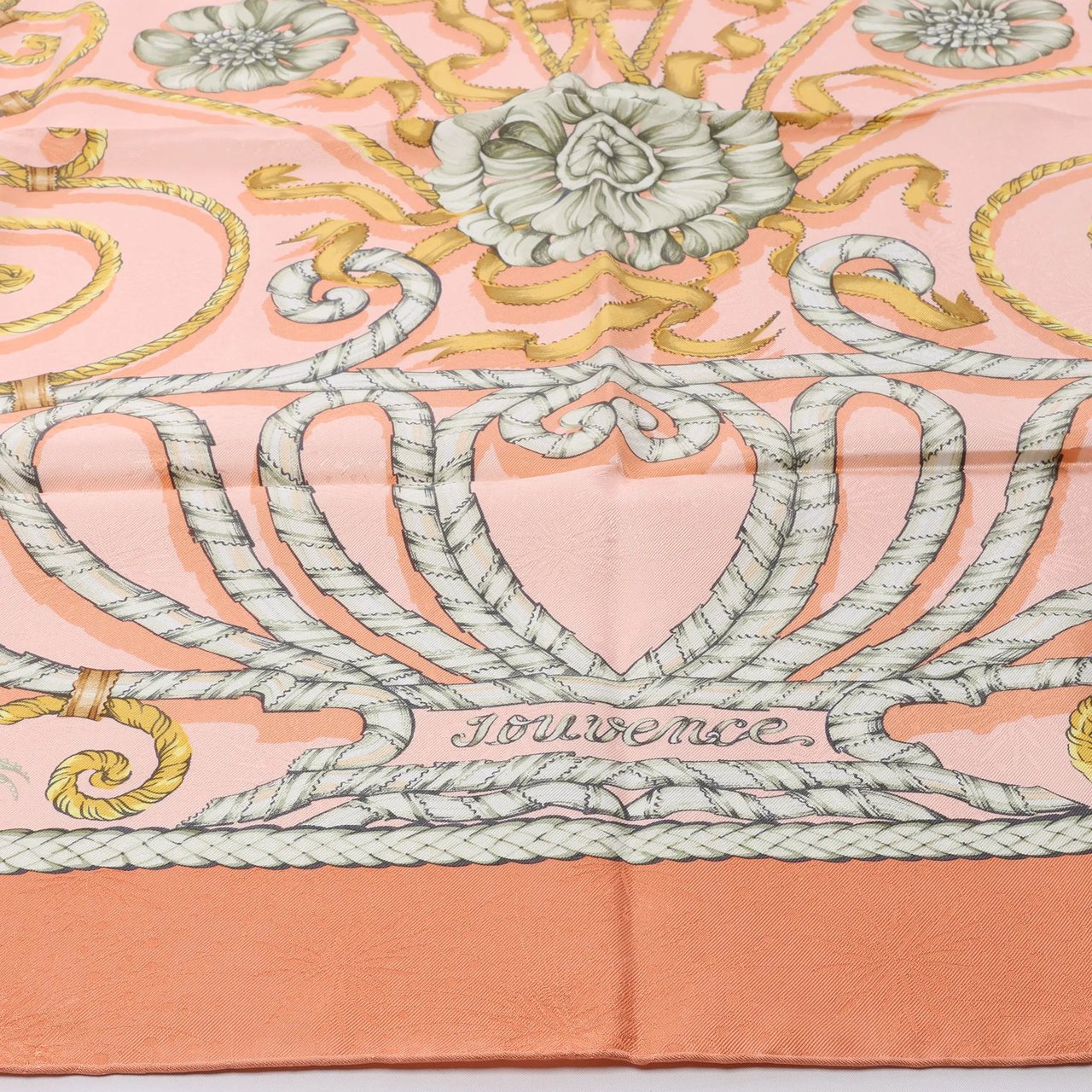 Hermès Carré 90 "JOUVENCE" Silk handkerchief in Orange Oranje