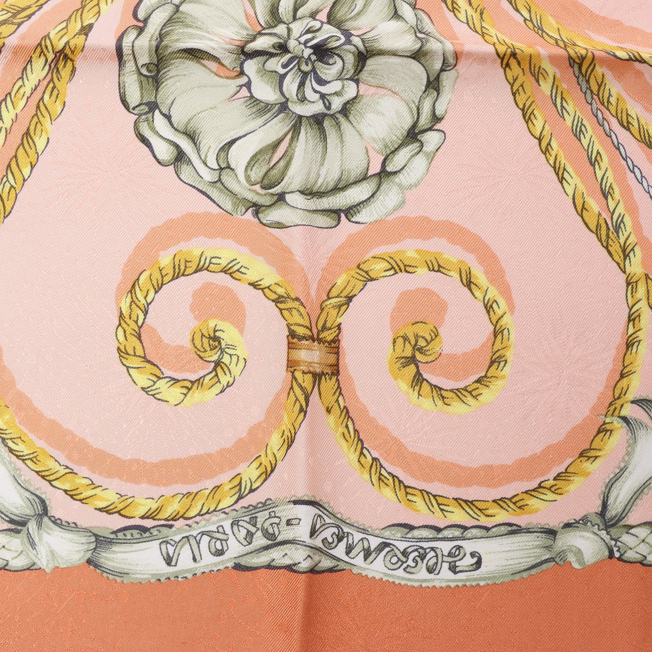 Hermès Carré 90 "JOUVENCE" Silk handkerchief in Orange Oranje