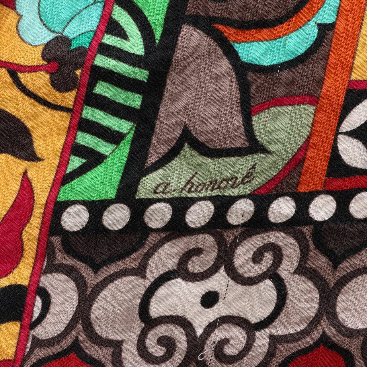 Hermès Carré Géant "La Femme aux Semelles de Vent" Cashmere & Silk Scarf in Pink Roze