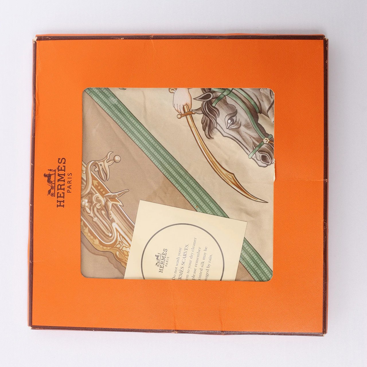 Hermès Carré 90 "Hommage à l'amitié Franco-Hellenique" Silk handkerchief in Beige Beige