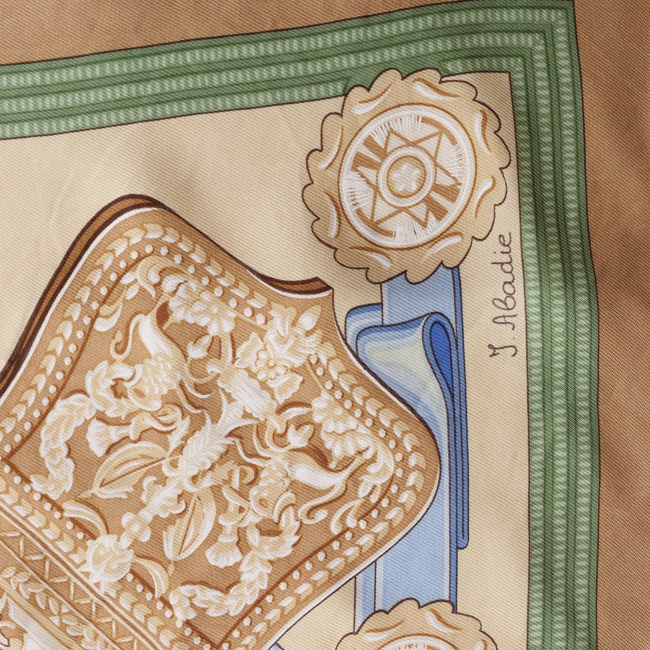 Hermès Carré 90 "Hommage à l'amitié Franco-Hellenique" Silk handkerchief in Beige Beige