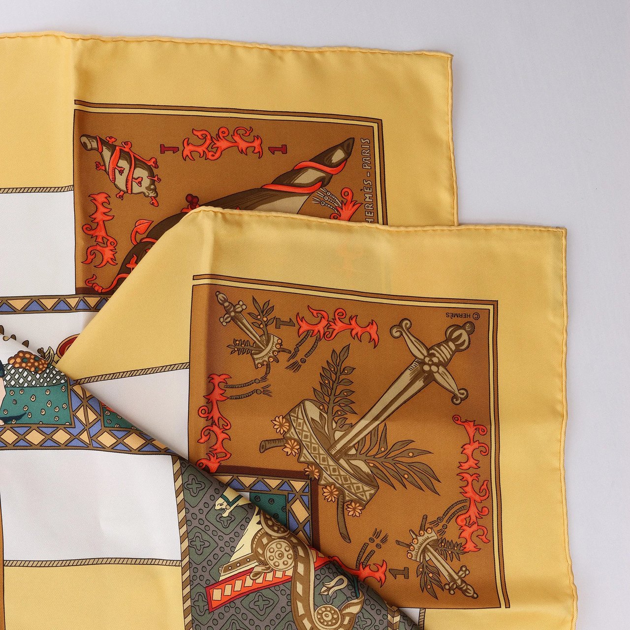 Hermès Carré 90 "LE TAROT" Silk handkerchief in Yellow Geel