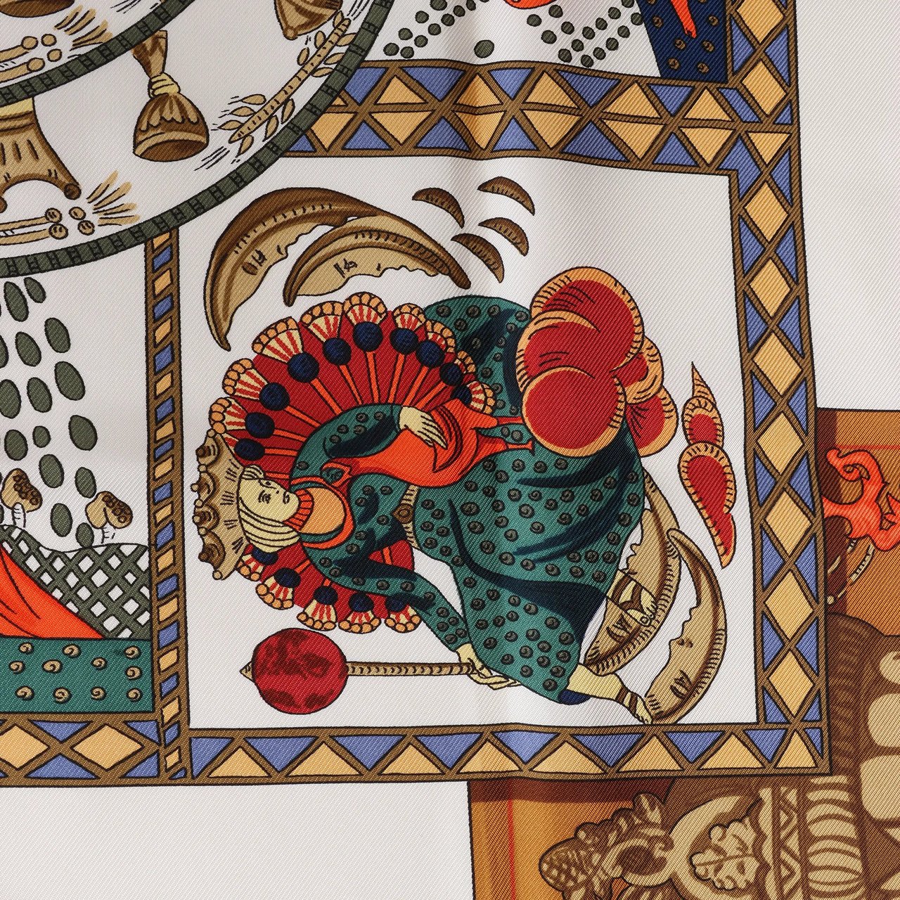 Hermès Carré 90 "LE TAROT" Silk handkerchief in Yellow Geel
