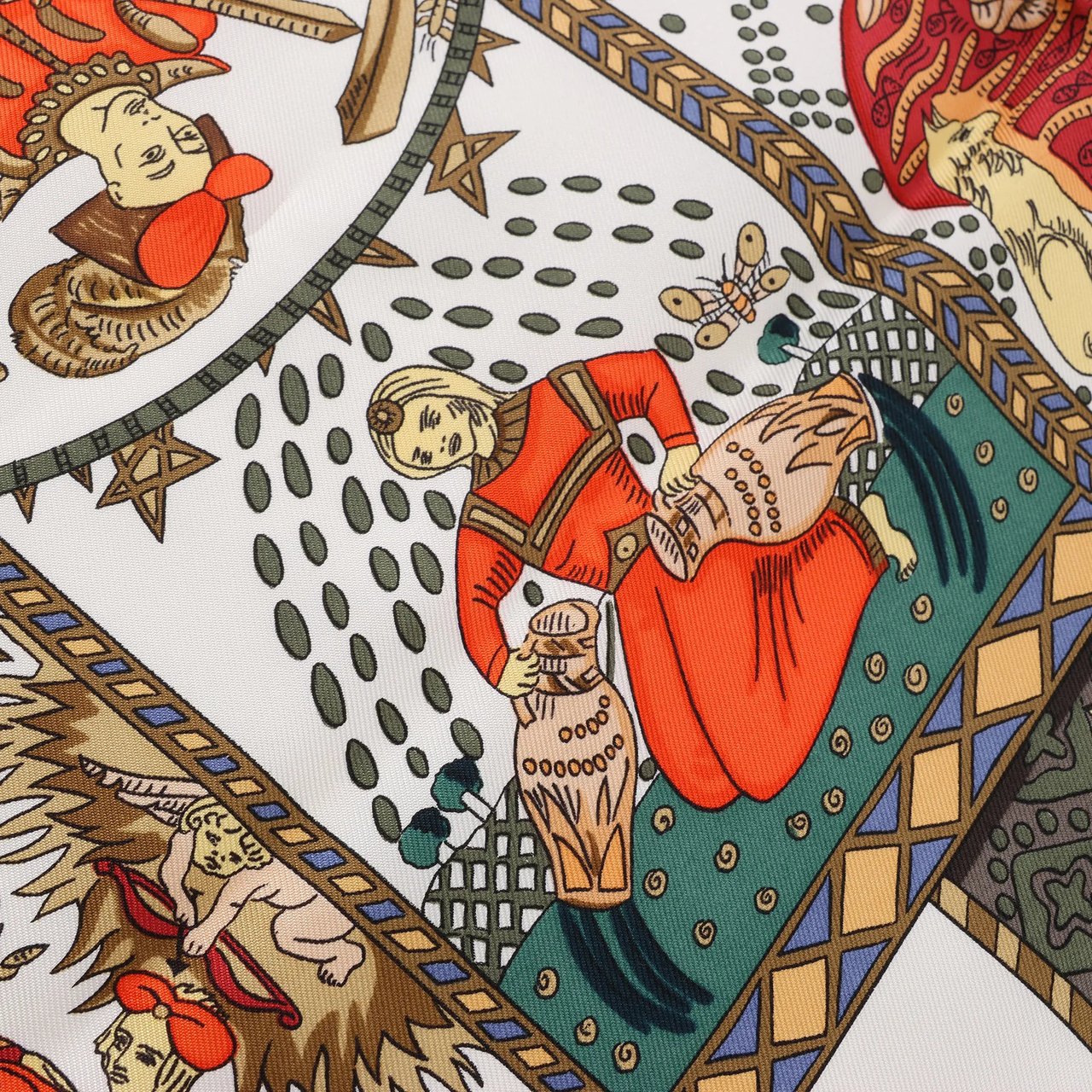 Hermès Carré 90 "LE TAROT" Silk handkerchief in Yellow Geel