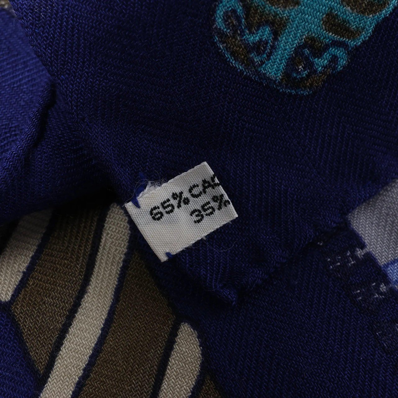 Hermès Carré 90 "Etendards et Bonnieres flag" Cashmere x Silk handkerchief in Blue Blauw
