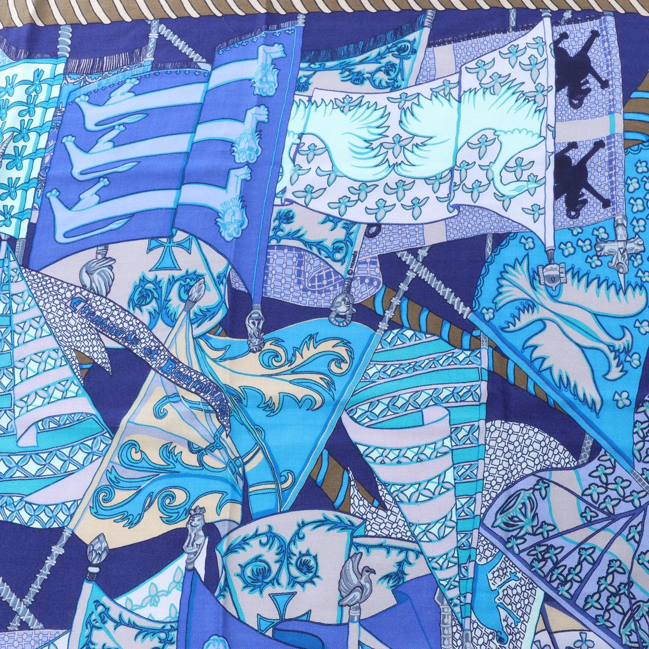 Hermès Carré 90 "Etendards et Bonnieres flag" Cashmere x Silk handkerchief in Blue Blauw