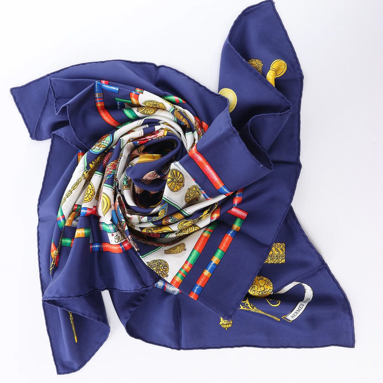 Hermès Carré 90 "Petite main" Silk handkerchief in Navy Blue Blauw