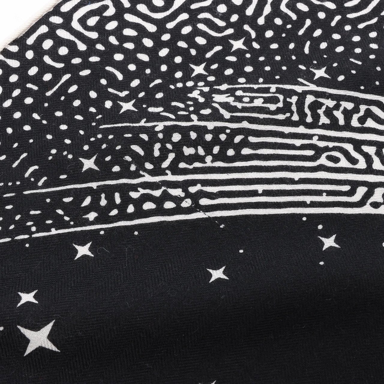 Hermès Carré 140 "Clair De Lune" Cashmere x Silk Scarve in Black Zwart