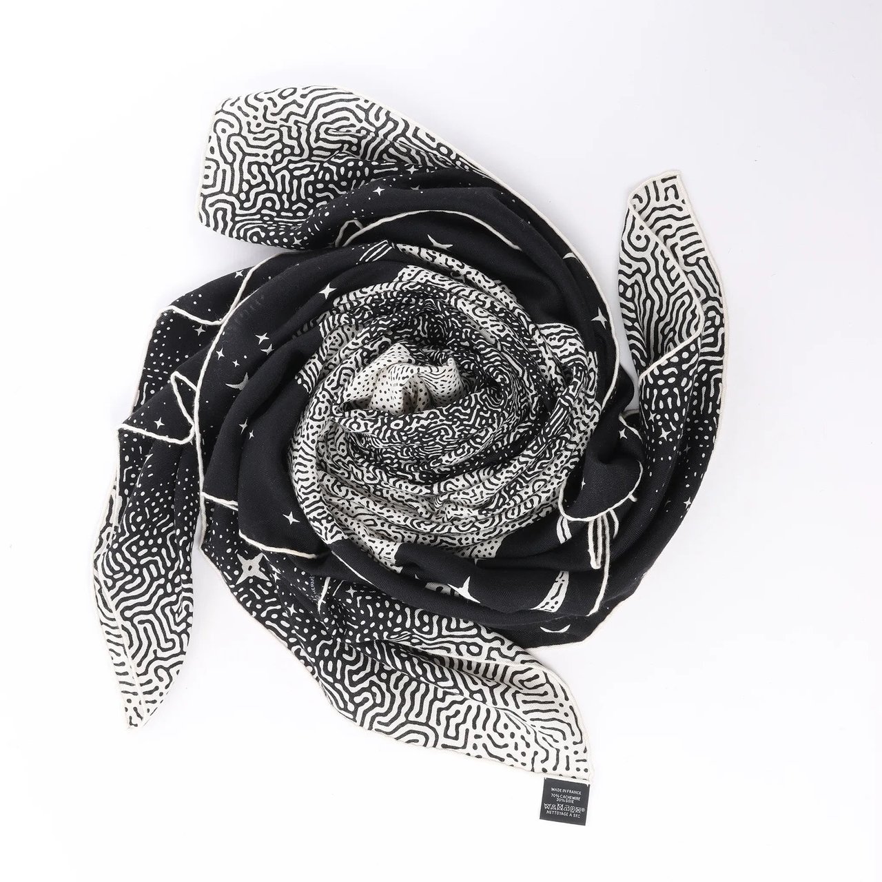 Hermès Carré 140 "Clair De Lune" Cashmere x Silk Scarve in Black Zwart
