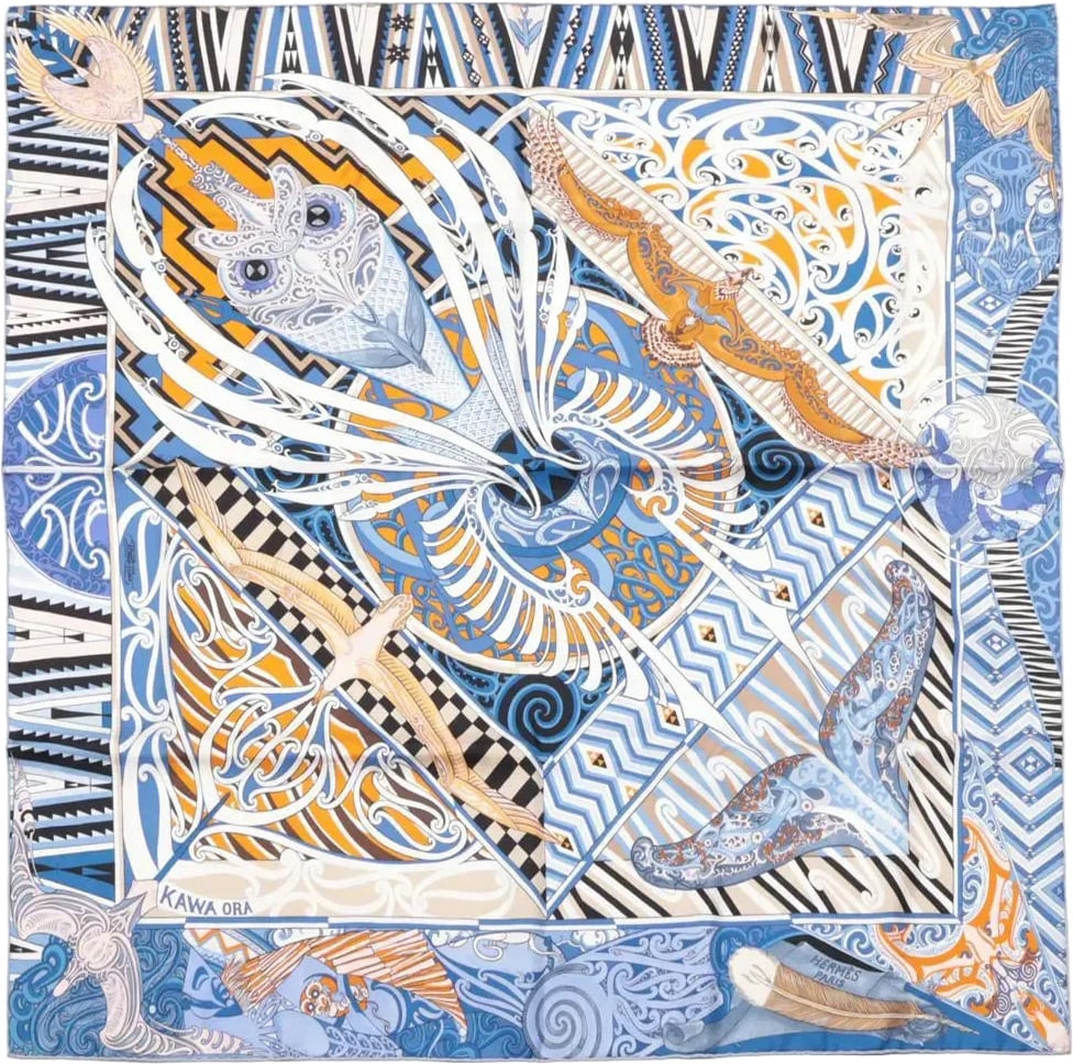 Hermès Carré 90 "Kawaora" Silk handkerchief in Blue Blauw