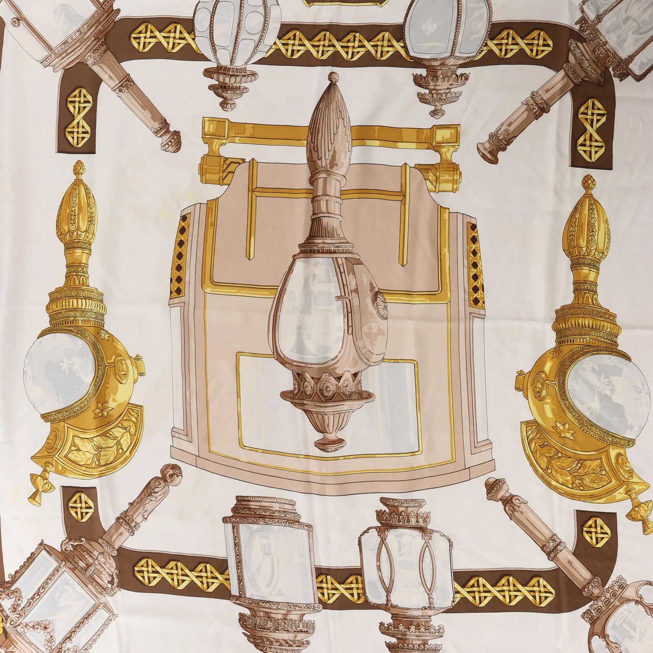 Hermès Carré 90 "FEUX DE ROUTE" Silk handkerchief in Brown Bruin